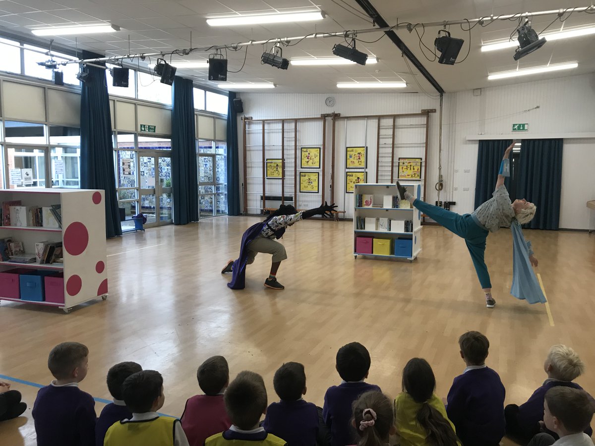 madebyKG's tweet photo. We have spent a gorgeous week back IN REAL LIFE in primary schools across #Surrey, performing #TheStoryDetectives for year 2 and 3 children as part of the @Delightcharity #DelightinDance programme for 2021/22 #acesupported @Dance21Surrey @SurreyLibraries https://t.co/dY0DZKnz4d