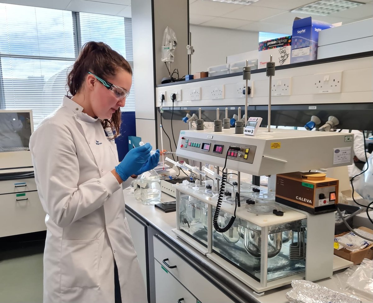 agilitylifesci's tweet photo. Our team are working hard in the lab today at our Nottingham Formulation Facility, including Megan here who's performing a dissolution test ๐ฉโ๐ฌ
@WeArePioneerGrp #FastFutureproofFormulations https://t.co/iTbCDVVGXl