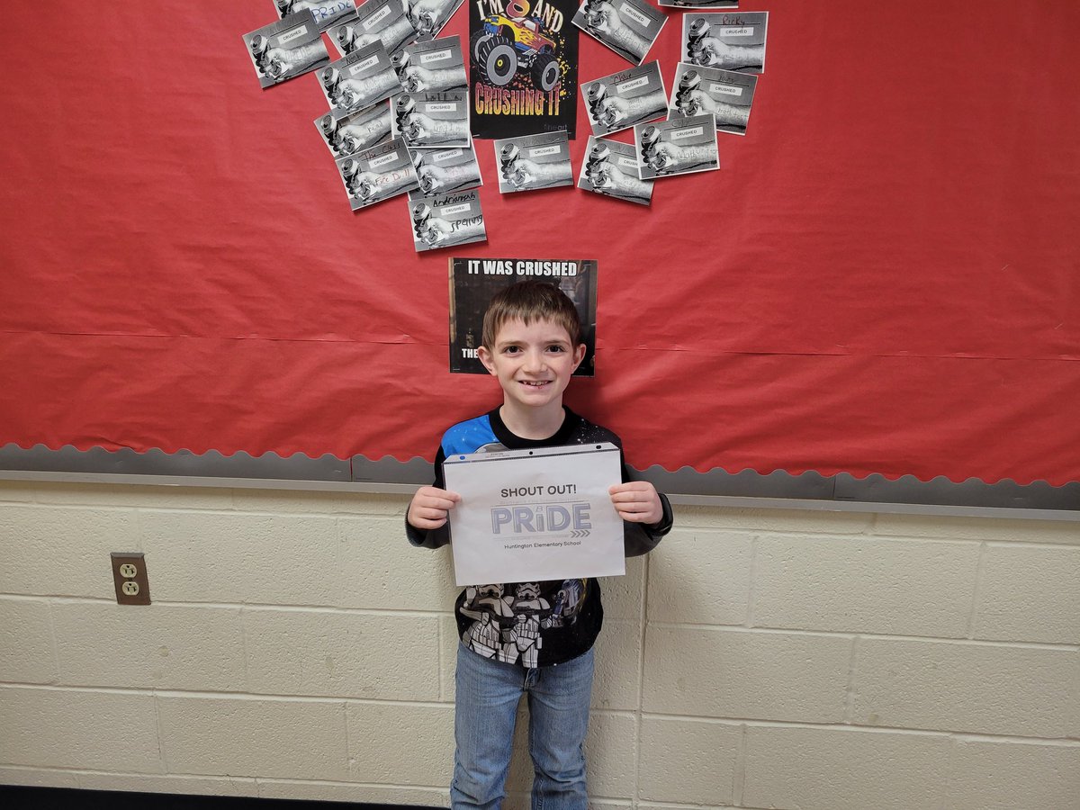 MrBriggs70's tweet photo. Shout outs to Mark and Charlie this week!.. Mark for awesome behavior and Charlie for determination with her math facts! #Brunswickpride #HuntingtonElementary https://t.co/b4Qiu2ioia