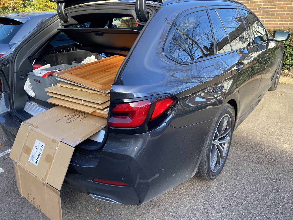 AdamLouma's tweet photo. Not even the salesman ⁦@BaronsBMWUK⁩ can advise me on which protective boot liner to order from ⁦@amazon⁩   £60k joke. ⁦@BMWUK_⁩ ⁦@DRIVETRIBE⁩ https://t.co/u6li2hwv1H
