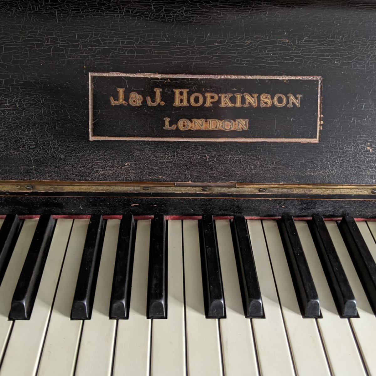 pianotunermjr's tweet image. 🎹 Piano Tuning in Telford, Shropshire 🎹 
Tuning a 'J &amp;amp; J Hopkinson' Upright Piano dating from 1925
#piano #hopkinson  #pianotuner #pianotuning #classical #musicians #classicalpiano #pianist #Telford #Shropshire #repair #tuning #instruments