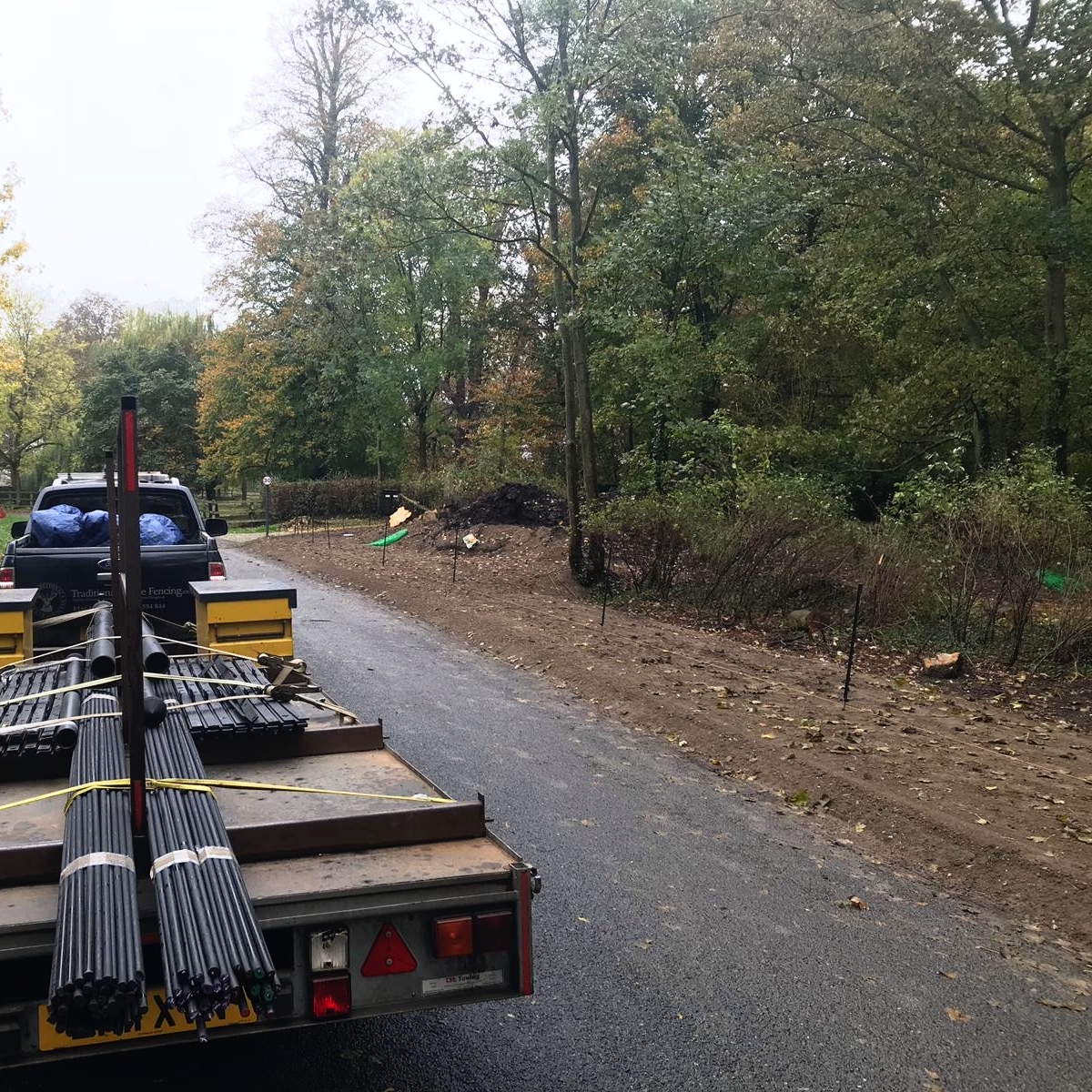 ttc_ironwork's tweet photo. Our teams cover the whole of the UK and are based in Leicestershire, Hertfordshire and Hampshire. They have over 20 years of experience in the erection of metal estate fences and gates.
#installationteam
#fabricationteam
#estatefence
#gates
#metalgate
#thetraditionalco https://t.co/X3lDWIN9gu