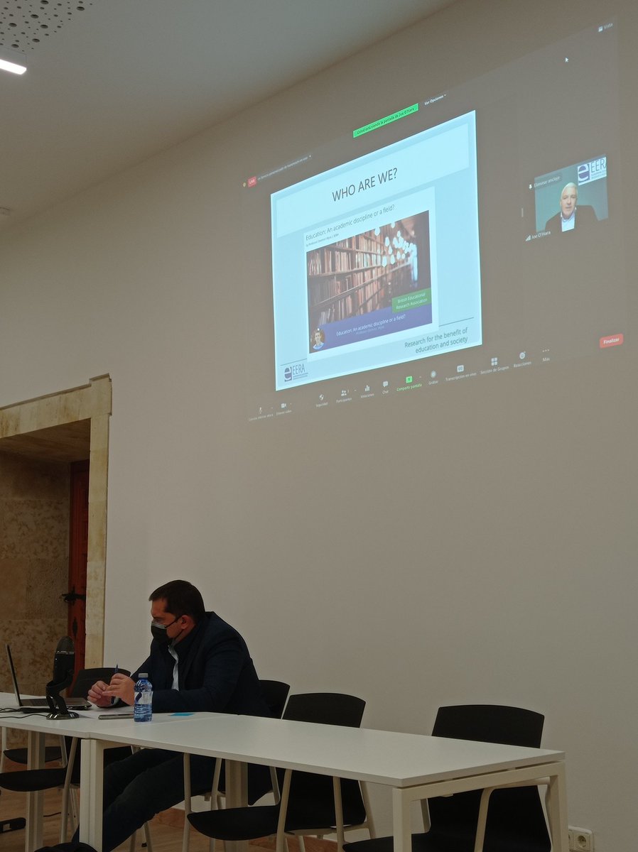 IUCE_USAL's tweet photo. Última conferencia de #IRED21 con @JoeOHaraDCU https://t.co/o59Ms5DZMe