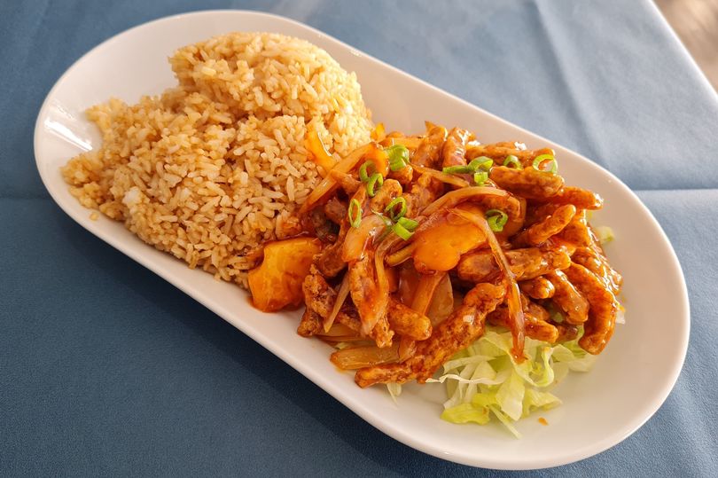 WalesOnline's tweet photo. The Chinese restaurant which makes the best crispy beef in Cardiff - and it’s meat free https://t.co/IN7uzRfcXr https://t.co/GRf6EmAUhC