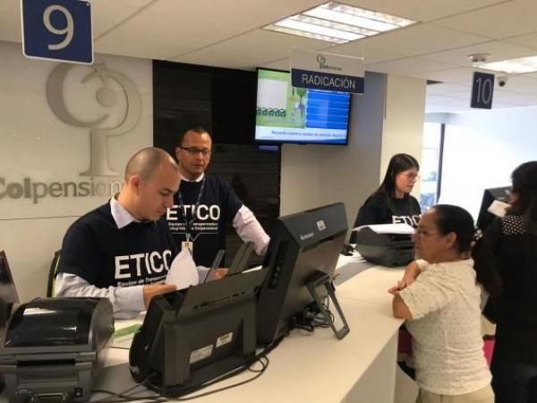 CongresoVisible's tweet photo. #ProyectosDeLey #VentanaPensional El proyecto de ley que buscaba habilitar el traslado de afiliados en materia pensional fue archivado por la Comisión Séptima de la Cámara de Representantes. https://t.co/myGP0WUxq0 a través de @Portafolioco https://t.co/CUdQNnUi1I