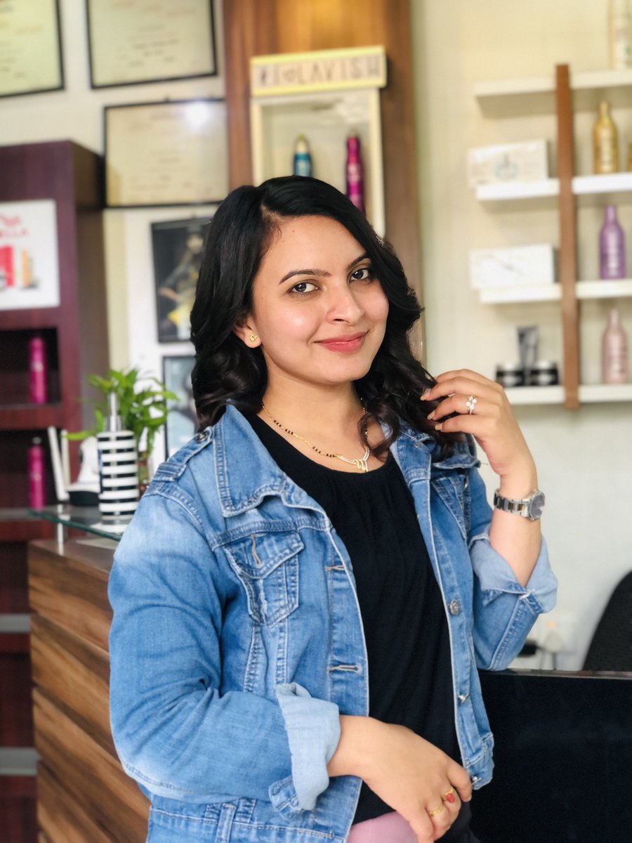 SrjGtm's tweet photo. Be happy whenever you can manage it. Enjoy yourself. It's lighter than you think… #Newlooks https://t.co/WaCukuVNEm