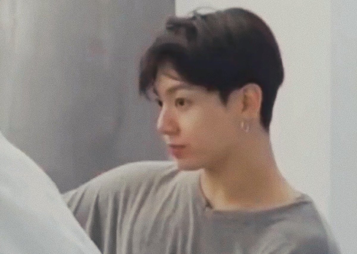 homeisjungkook's tweet photo. soft 🌥 https://t.co/eJZZyuG7Av