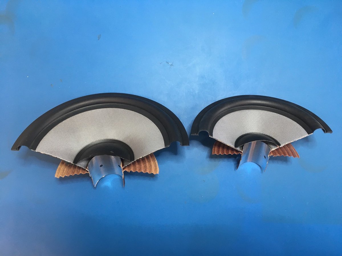 EveAudio's tweet photo. 🤔What do you think these are? Nope, they are not Asian fans in black and silver. They are 6,5” and 8” #subwoofer speaker cones cut in half to measure the sizes. Do you have a subwoofer in your studio? We wish you all a fantastic Autumn weekend🍂🎶👋
#tgif #productionfun #berlin https://t.co/57dRh4BT0L