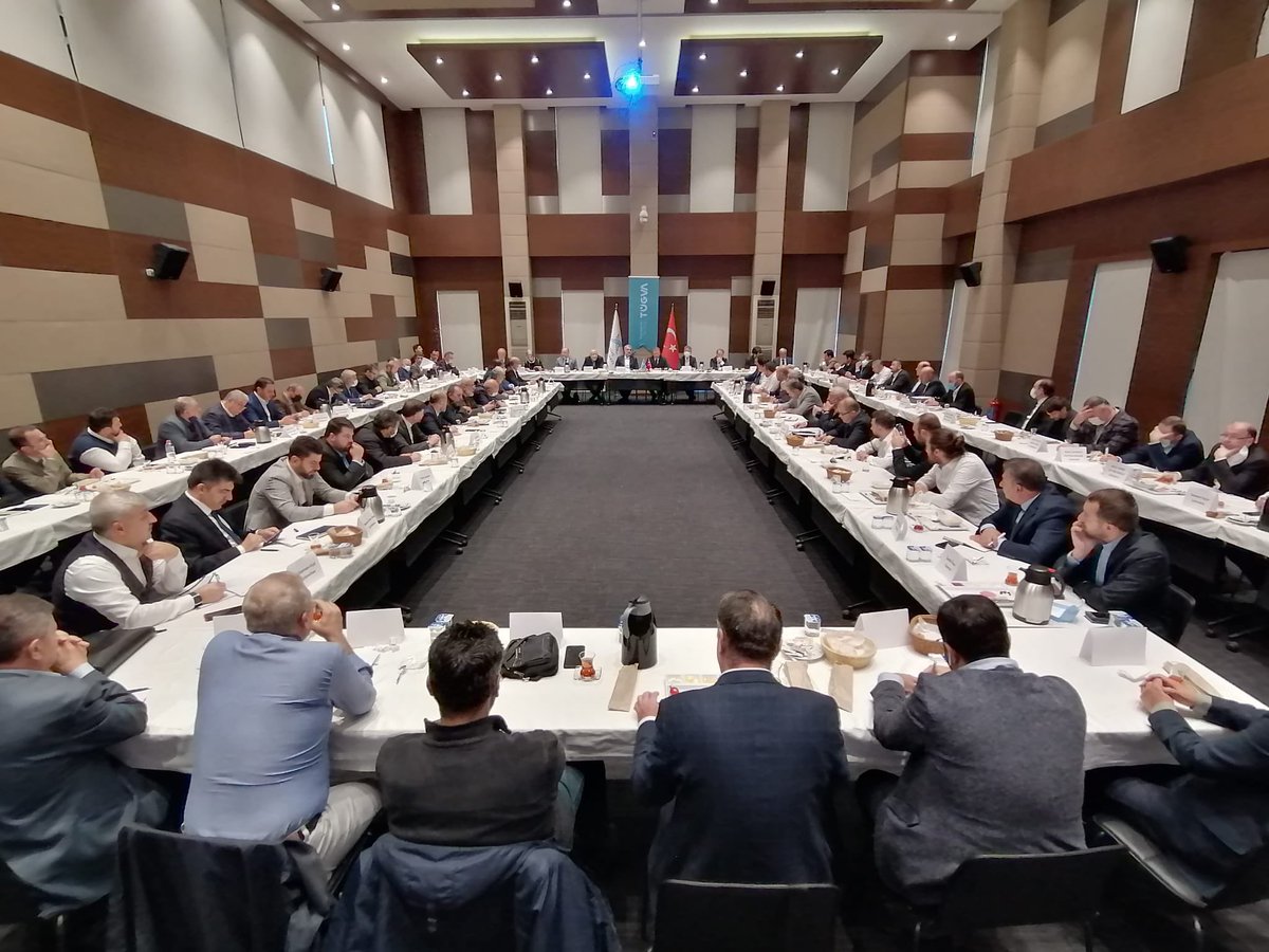 istanbuledp's tweet photo. İedp İl Koordinasyon toplantımızı @akpartiistanbul İl Başkanımız @osmannnurika katılımıyla ; ilçe koordinatörlerimiz ve STK Başkanlarımız ile https://t.co/BJiWDYFtZuınan kararların hayırlara vesile olmasını dileriz.#herşeygeleceğimiziçin https://t.co/Ly3znmuSNy