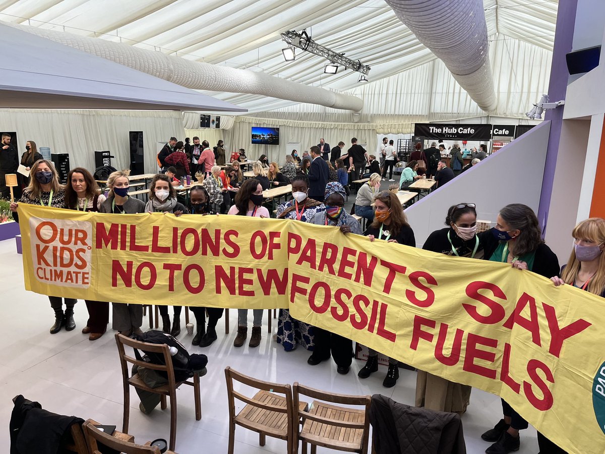 arifismail0's tweet photo. "NO NEW FOSSIL FUELS"

Call from parents around the world at #COP26 today 👇 #RaceToZero 

Image via @Jane_Burston

@LetMeBreathe_In @pluc_tv https://t.co/FAaN1DdzXE