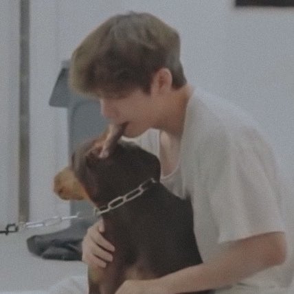 taekook𑁤 tweet media