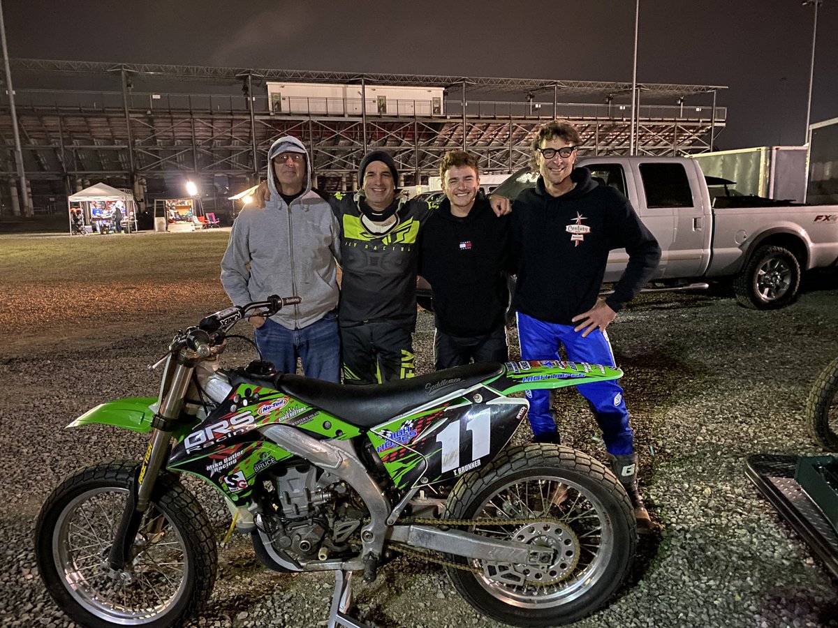 BruceDemske's tweet photo. It’s race day!
Come join us for the last race of the season at Lawrenceburg Motorcycle Speedway tonight and help us wrap up a fantastic race season.
#SupportYourLocalFlatTrack https://t.co/hQknimJs0g
