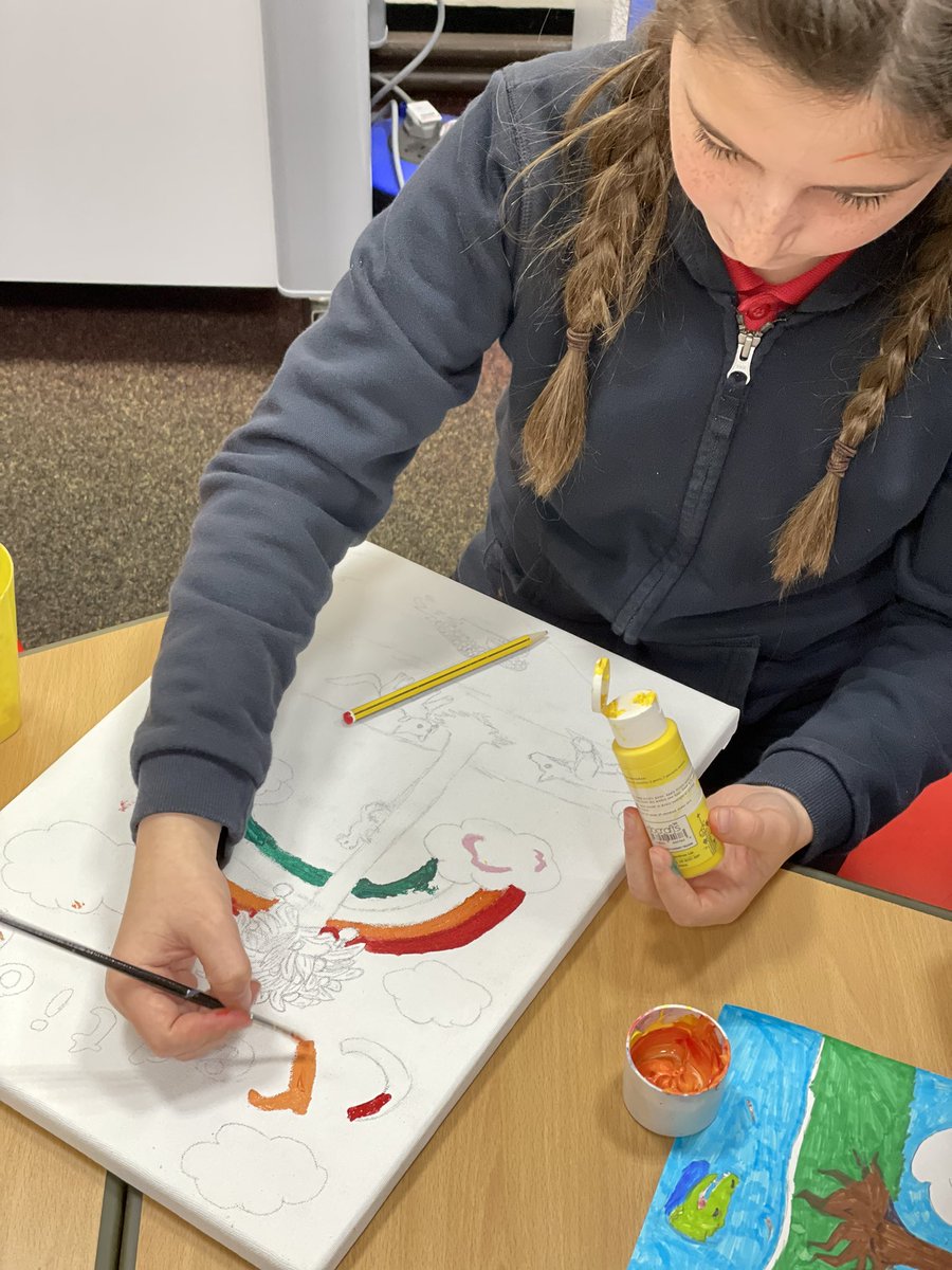NoctonPrimary's tweet photo. Panthers are busy creating their own version of The Big Frieze for Understanding Christianity so that we have a permanent reminder to refer to. #wisdom #collaboration #SpiresRE #embeddingknowledge @CofELincoln @SpiresFed https://t.co/bXnub4wGdz