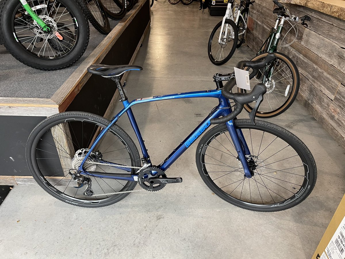 ThirstyPigs's tweet photo. Got to help my friend Ron get a #newbike After 18 years of being without a bike… well he has the bug! #happymiles #smilingmiles #cyclingfriend #newbikeday #briarridgebikes @diamondbackbike upgraded with a @selleanatomica saddle and @cirruscyclesinc seat #thirstpigseverywhere https://t.co/0k6JqoecUK
