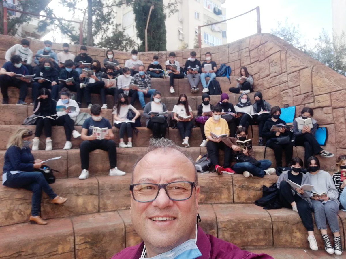 Konyaaltı Anadolu Lisesi AHENK projesiyle okumaya devam ediyor. 
<a href="/AntalyaAhenk/">AHENK</a> <a href="/konyaaltimem/">Konyaaltı İlçe Milli Eğitim Müdürlüğü</a> <a href="/huseyiner07/">Hüseyin ER</a> <a href="/AntalyaValilik/">T.C. Antalya Valiliği</a>