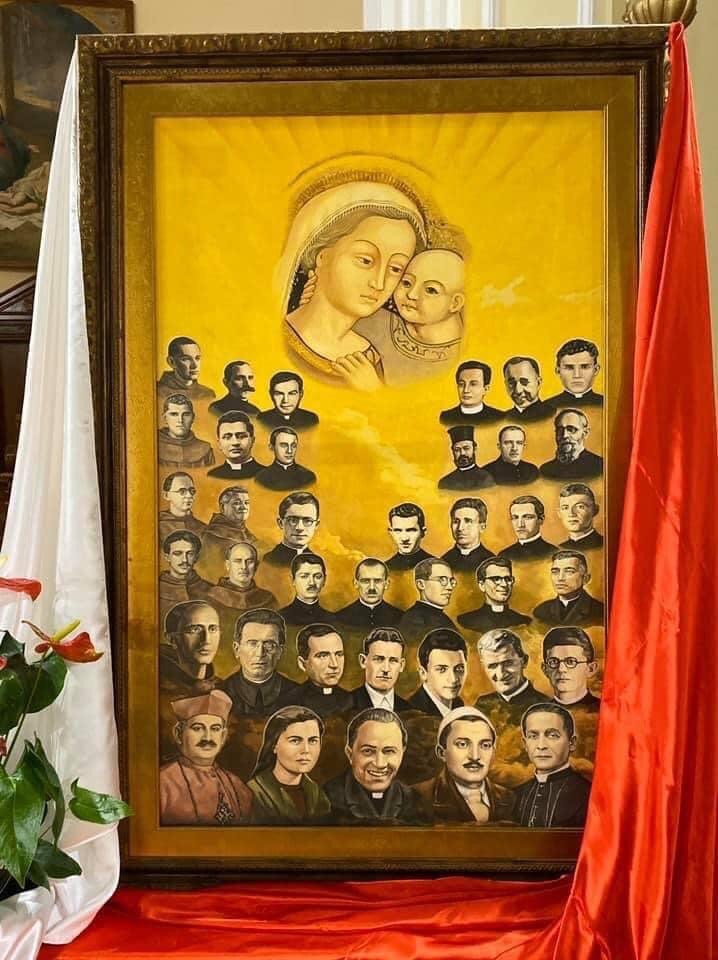 AlbertBikaj's tweet photo. Today the Catholic Church celebrates the Martyrs of Albania — the brave Albanian Catholics who lived and died heroically confessing their faith despite the inhuman tortures by the Communist regime. My grandpa shared his prison cell, glory and pain, alongside many of them. https://t.co/i9uhII4xge