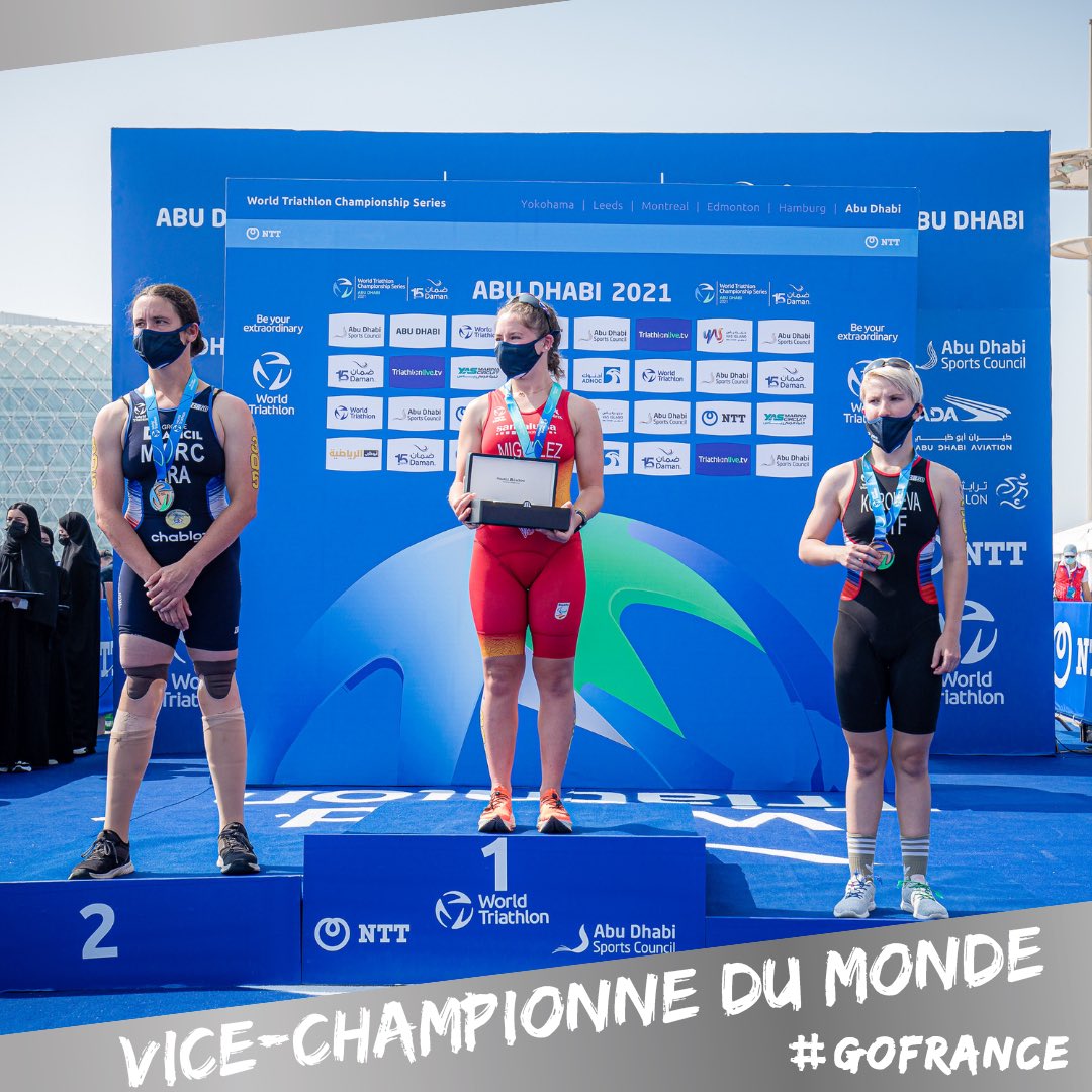 FFTRI's tweet photo. L'Equipe de France #Paratriathlon nous a ramené 3 médailles :
🥇 @AHanquinquant est champion du monde en #PTS4
🥇 @RibsteinJ est champion du monde en #PTS2
🥈 @EliseMARCTRI est vice-championne du monde en #PTS3
@worldtriathlon
Toutes les infos ici : https://t.co/1HuSAEQpTm https://t.co/I9o7niPDkj