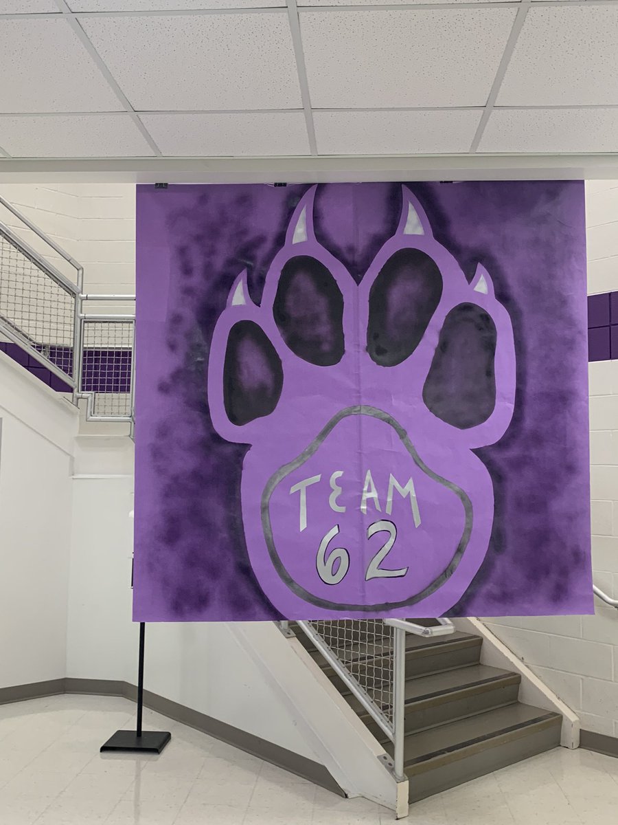 GriswoldKara's tweet photo. Itβs great to be a Wildcat! ππ #boom #team62 #statecc #DMGB @TheMrGriz @Keystone_XC @jbaileyKLSAD @MrKohler2 @mrs_meczka https://t.co/6z2SHFAyst