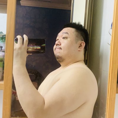 carterlow15's tweet photo. #NewProfilePic (新個人資料照片) https://t.co/dOi0yDQuzT