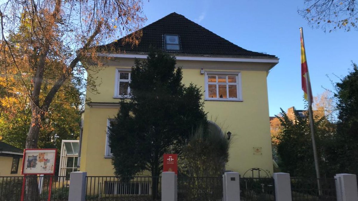 total_Wert's tweet photo. Heute sind wir am #InstitutoCervantesBremen und arbeiten an der Sprachkompetenz.
#Agenda2030 #ODS #TotalDigital #KulturmachStark #GerhardRohlfsOberschule #HochschuleBremen #IntoNationChorderHochschuleBremen #BibliotecaGonzaloRojas #DeutscherBibliotheksverbandeV https://t.co/9Gylo5rdG8