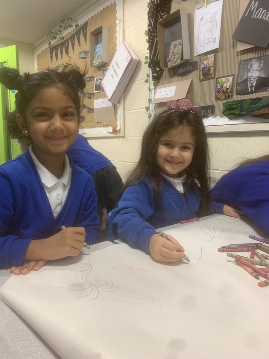 MissSmith43's tweet photo. Today we had a firework display of our own.  We have collected  wonderful vocabulary ready for our writing next week 💥🎆 @Bowness_Primary https://t.co/ALKiUi2tYW