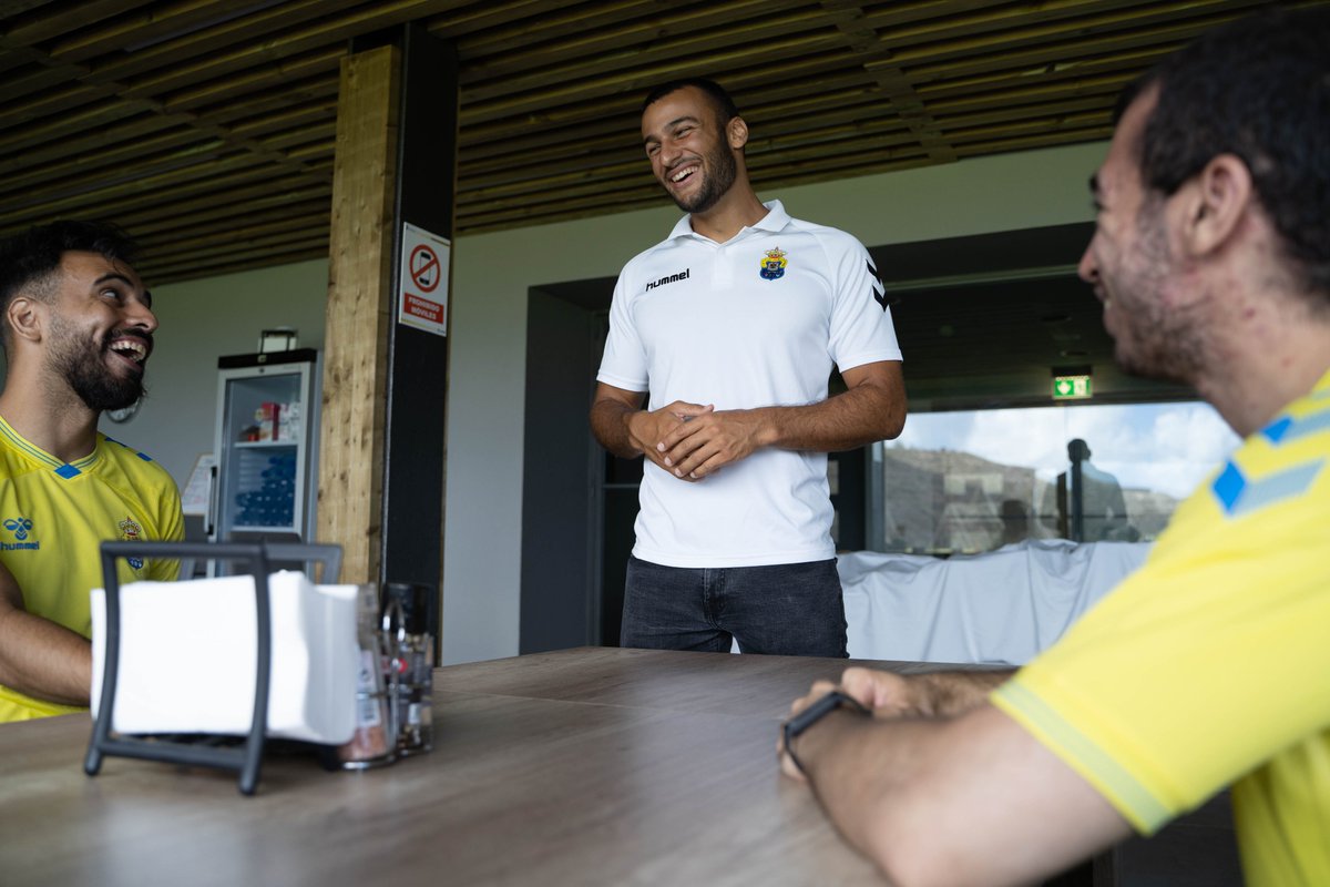 - Aaah, ya decía yo Jeremy...
Con la dieta que me pusiste siento que estoy más enfocado 🤔

Charlas que valen la pena escuchar.
<a href="/Jun7mp/">Jun7🇮🇨</a> <a href="/TheRodrex/">rodrex</a> <a href="/Asiermm7/">Asier</a> 
#LetsPlayUnity🔥