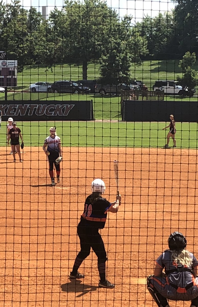 AlexWhe83443275's tweet photo. I’m so excited to announce my commitment to play softball and continue my academics at Thomas More University. I want to thank Coach Eagan for this great opportunity. Go Saints! @TMU_Softball https://t.co/JYt0aQs0ew
