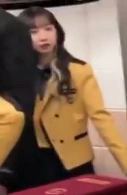 ailuvzuu's tweet photo. preman sopa nih boss, jgn maen2 😭😭

tapi cancik bgt huhu😭💜 https://t.co/9z2mfqJ61R