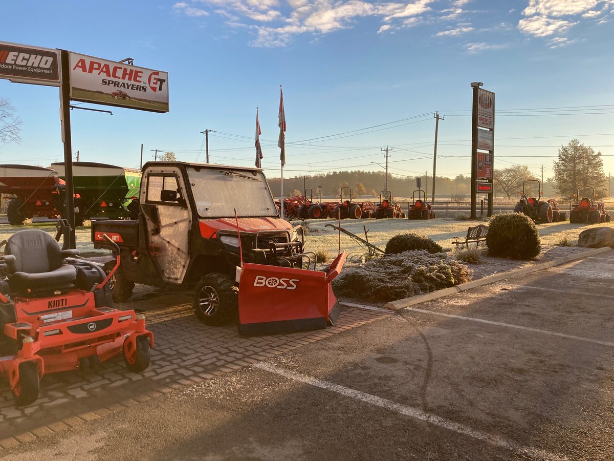 Egger_Truck's tweet photo. You might not have liked scraping your vehicle this morning, but the frost sure is beautiful!
#eggertruck #gettinchilly https://t.co/ZaPd4kM8WH