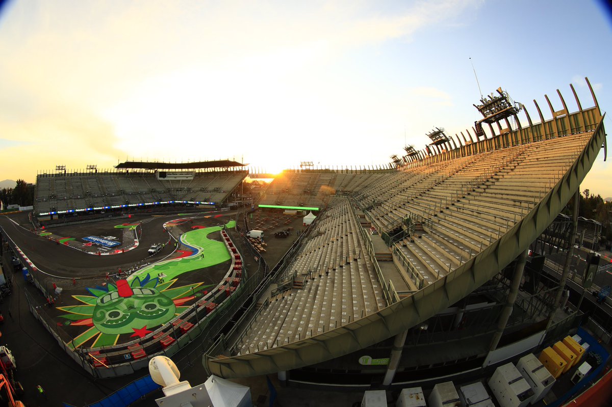 mexicogp's tweet photo. La espera ha terminado, hoy las puertas de nuestra casa se abren para vivir una gran #F1ESTA
¡Prepárate!
Lleva tu #F1FastPass o CERTIFICADO DE VACUNACION COMPLETO o PRUEBA (PCR O DE ANTÍGENOS) CON RESULTADO NEGATIVO (LAB PRIVADO), ID oficial, boleto y cubrebocas. #MexicoGP https://t.co/FGxGIQsD7L