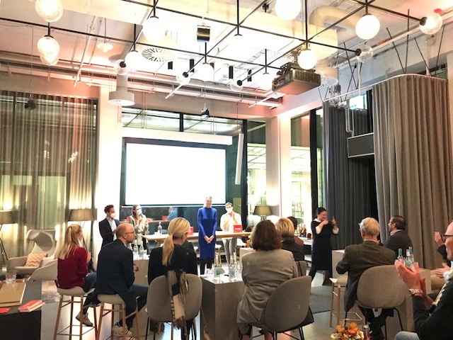 peopleForecast's tweet photo. 👏 Christian Vetter joined a #peopleanalytics talk at @HRpepper_ Digital Transformer Club. Happy to share the stage with such prominent experts and meet all the fantastic participants!
#HRForecast #HRpepper #digitaltransformerclub #berlin https://t.co/ZmbF7JOA15