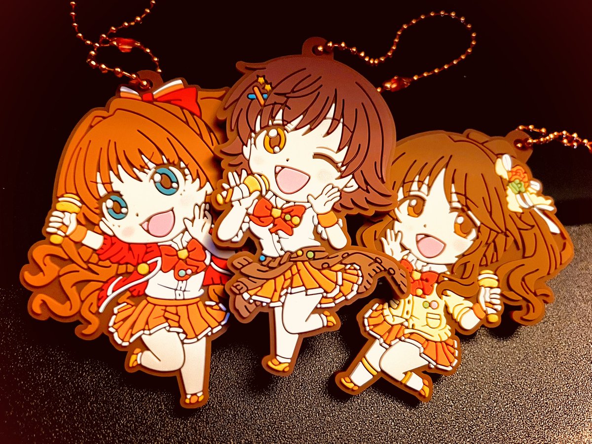 外出したらポジパガチャあったから出るまで回しちゃった…好き…好きィ…チュッ…ベロォッ… 