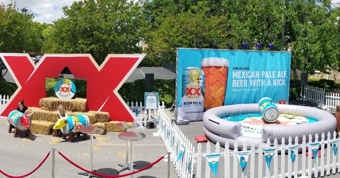 galaxybulls's tweet photo. We've specialized in #brandactivations and #customrides #promotionalrides for decades. Creating #custombranding from brands like @DosEquis with this #RodeoBeer #ride by #galaxymultirides. Another #phenomenal #Texas #event from Amanzi Party Rentals
https://t.co/ctHADLA2Le https://t.co/wwa2EmM980