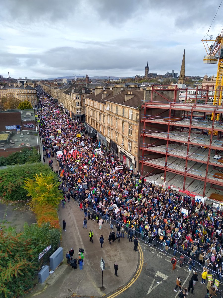 PICTURED: Thousands march through Glasgow for #COP26 Fridays for Future climate rally [Pic: @MearnsColin] 🚨Follow LIVE updates: heraldscotland.com/politics/19693…