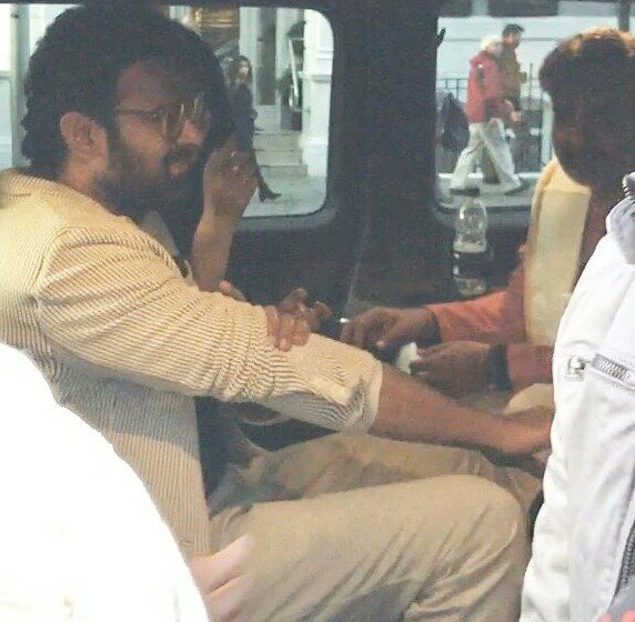 Prabhas__Fans's tweet photo. Prabhas Anushka in London♥️✨ #Prabhas #AnushkaShetty https://t.co/PDIXq6kBJP