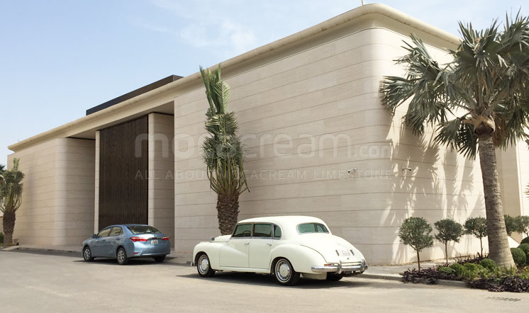 PortLimestones's tweet photo. Beige limestone Moca Cream is a nº1 choice for cladding projects in the Gulf area. https://t.co/qsQsTjOk6p #mocacream #beigelimestone #limestone #cladding #kuwait #UAE #qatar #SaudiArabia #portugalimestones https://t.co/Q8NBYfWN7l