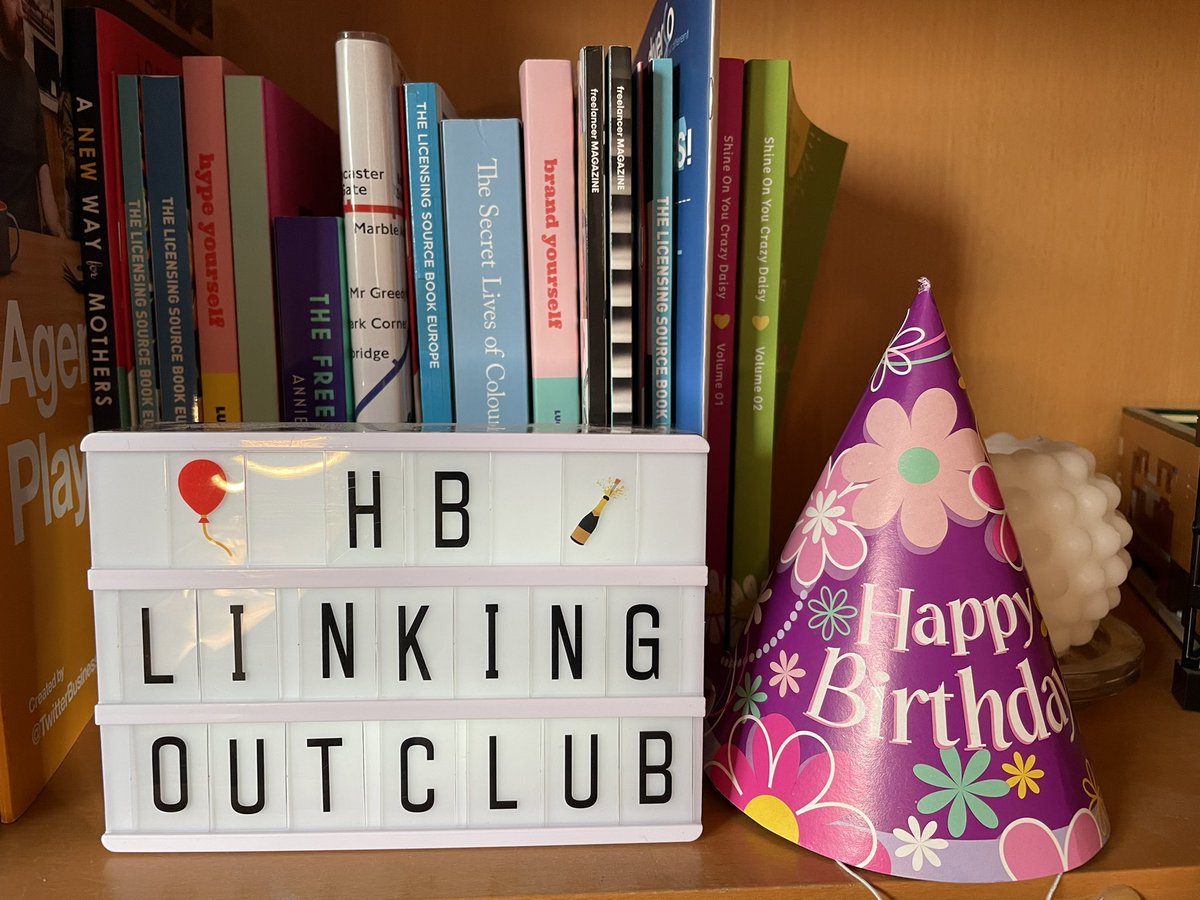 _njwebster's tweet photo. I’m ready @CurlyClay @MayKingTea 
Happy 1st Birthday #LinkingOutClub https://t.co/5qrfs0qzFa