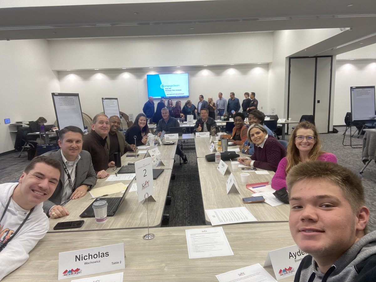 Strategic design meeting 👍  #katyisd #engage2learn