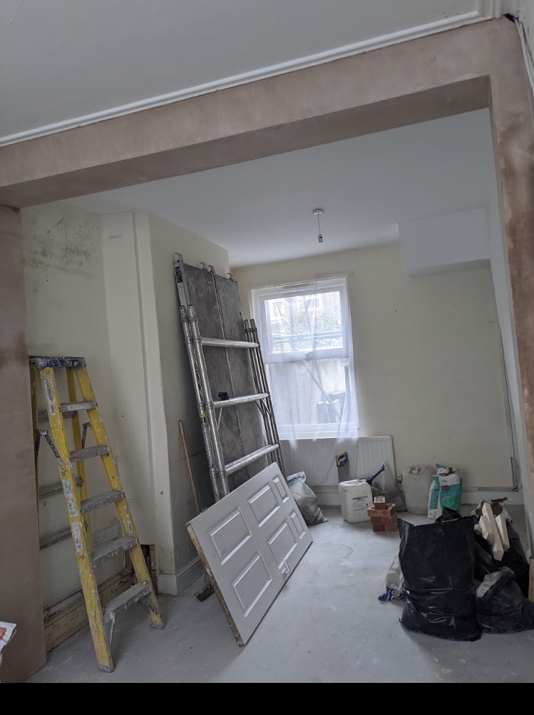 CarlaK75's tweet photo. We’re delighted to bring this property back into use! A true partnership effort: we bought from @thirteen, had it refurbished by @CCampus87 and we will let to a family via @MbroCouncil’s #homeless team. #home #community #Teesside #socialimpact @EthicalHousing @EthicalLets https://t.co/uQZ5Qkdmt5
