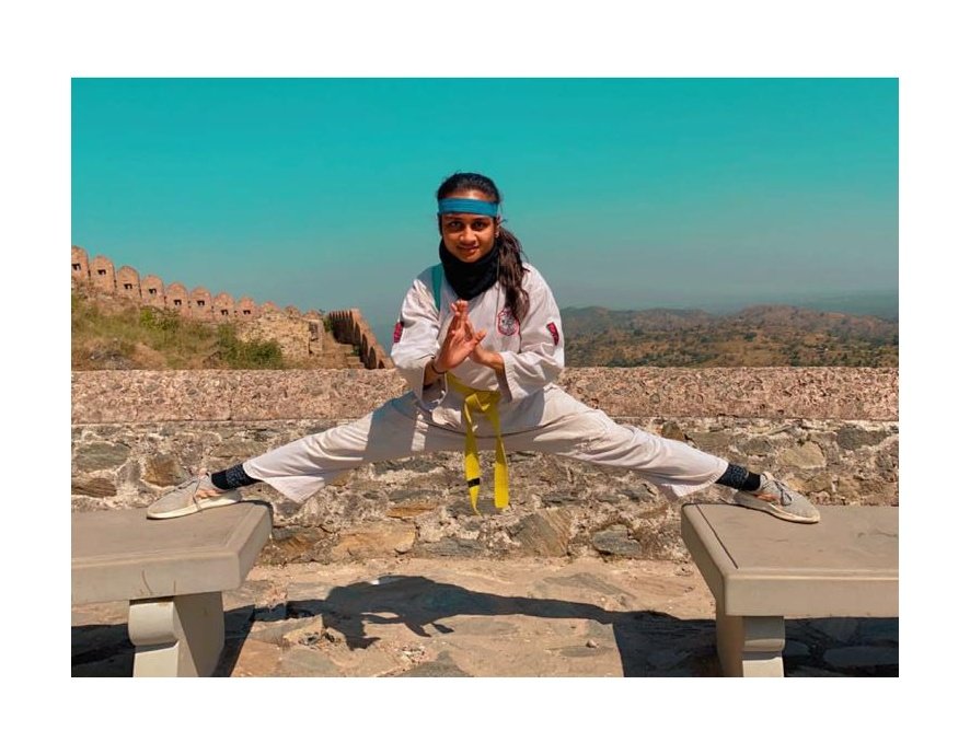 meshailipatel's tweet photo. Just a GIRL who loves KARATE 🥋☯️❤️
#itrainlikevidyutjammwal 
@VidyutJammwal @mekarankapoor
@AlifiyahHaji @pawan_rangwani
@vidyut_parashvi @rita_andro @mechirag_patel @Shravan91133757 @PatnaikAvishek @indianprinceraj @vidyuts_maniac @Nonelikevidyut @AdeshJammwaLION @meuzmaa https://t.co/1LUfHjRu88