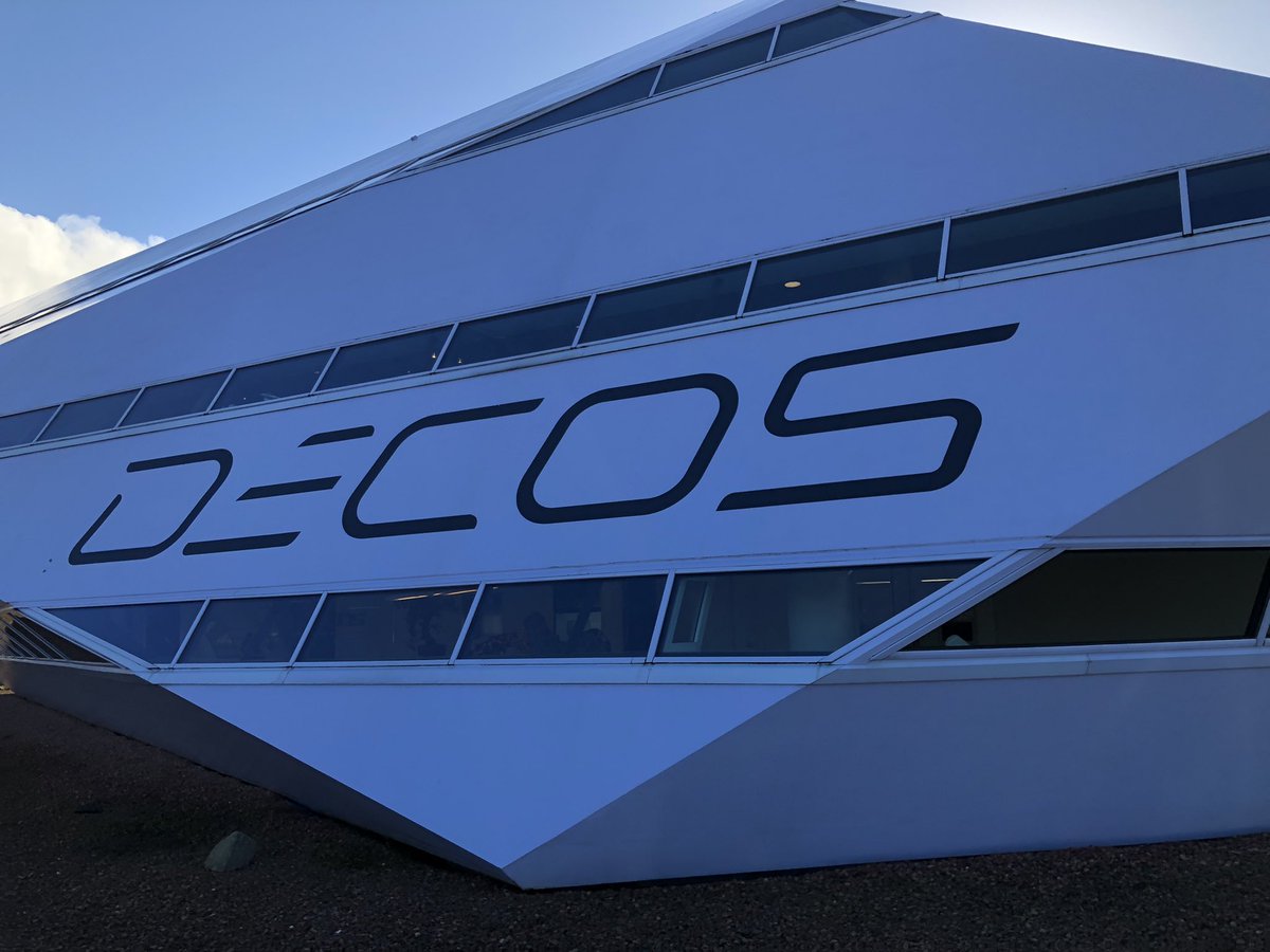 B&amp;W op werkbezoek bij <a href="/Decos/">Decos</a> , mooi innovatief IT-bedrijf, ondersteunt digitale ontsluiting op allerlei manieren. Zaaksysteem, KCC, Fixi etc Op kantoor het goede voorbeeld. Printen kan er nog wel maar dan moet je eerst door de ballenbak #Noordwijk