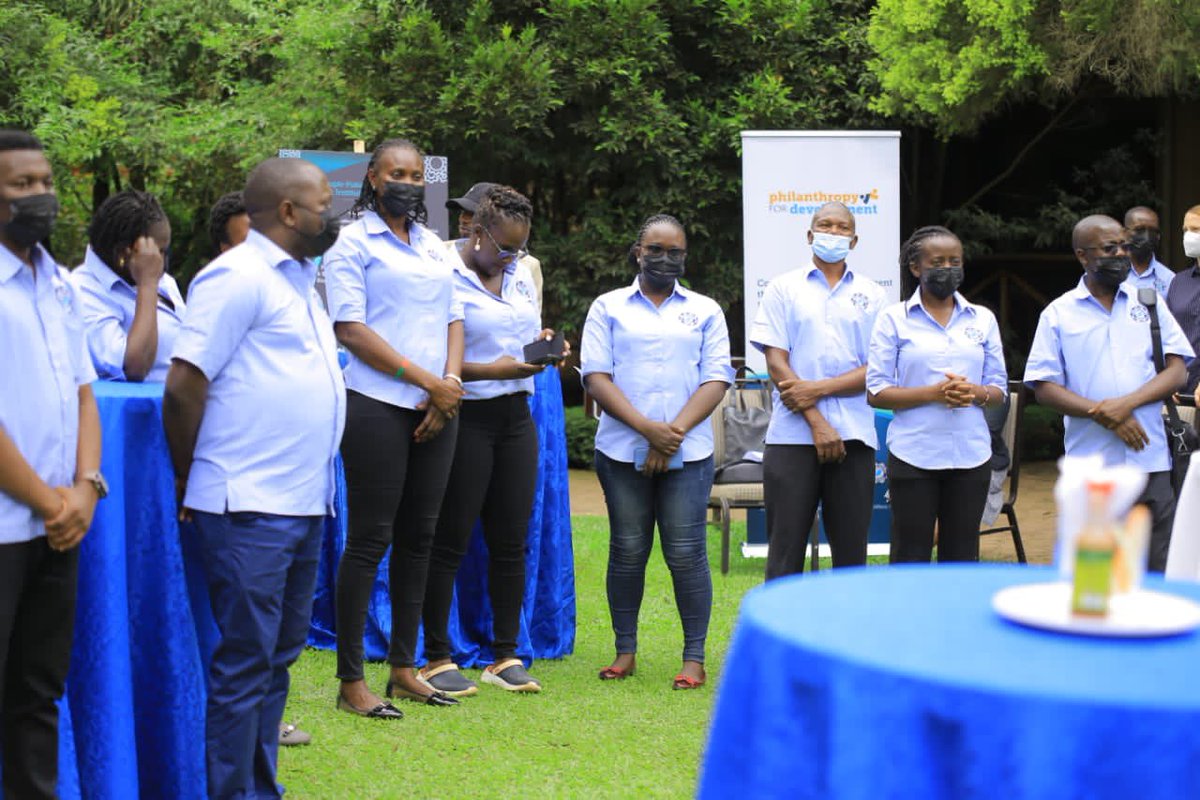 ngoforum's tweet photo. Our current Executive Director @IsoobaMoses thanked his predecessor @r_ssewa for bequeathing to him a team with very fertile minds and equal to the task.
#UNNGOFStrategy
#TheNGOBlueprint https://t.co/NdHyxvXj8w