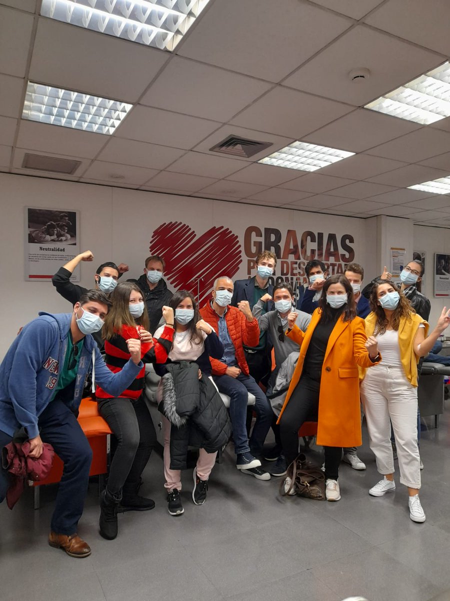 DonasangreCruzR's tweet photo. 💉🩸Hoy 14 empleados de @Celonis han elegido donar sangre y salvar vidas en su #impactday. Una jornada que organizan con distintos fines solidarios.
Gracias por #donarsangre 🥰 #teamcelonis https://t.co/Zd41bQALf2
