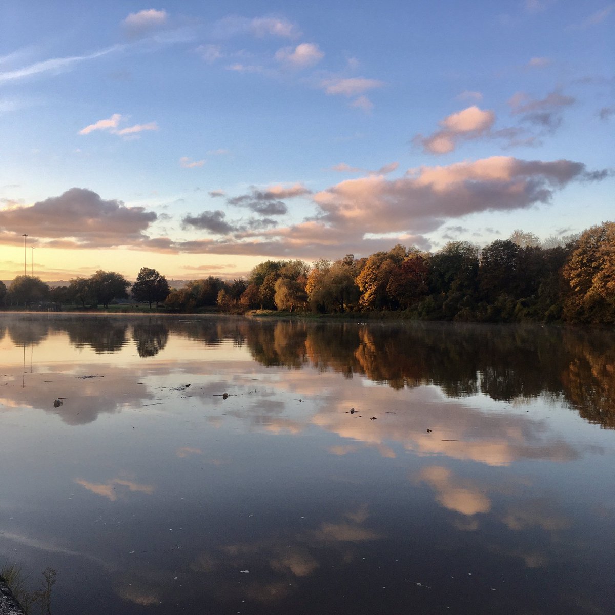 Beautiful reflections at high water this morning on a 11 metre tide. #highwater #lovebristolharbour #bristolreflections #harbourhopes