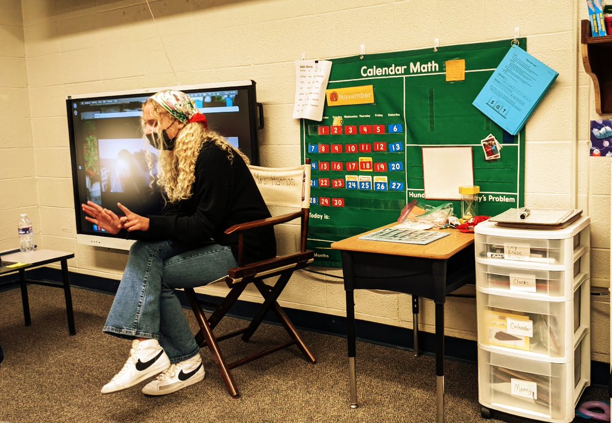 LPS_EIP's tweet photo. Miss Emma's students @MHPatriot  loved counting with her! She did an amazing job of connecting with each student, even her virtual learner. #ThisIsEIP https://t.co/NTUmvAcTeQ