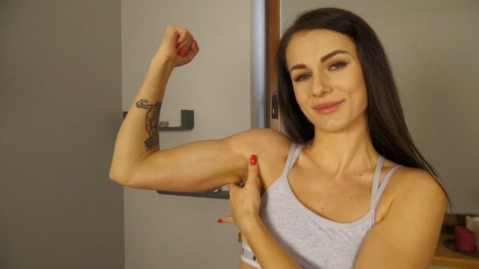 Another vid sold! Enjoy my biceps, my ex + JOI Polish https://t.co/x8tRS2u7i7 #MVSales https://t.co/<a href="/tag/mvsales"class="tags"><span>#mvsales</span></a>