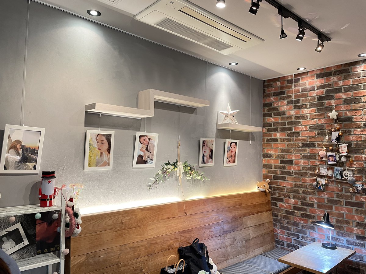 studio_Rothy's tweet photo. 내일 11/6일부터 11/9일까지 4일간 
카페 샤츠인젤에서 4주년 이벤트를 진행합니다.
많은 방문 부탁드립니다. https://t.co/ZKCO8kwroW
