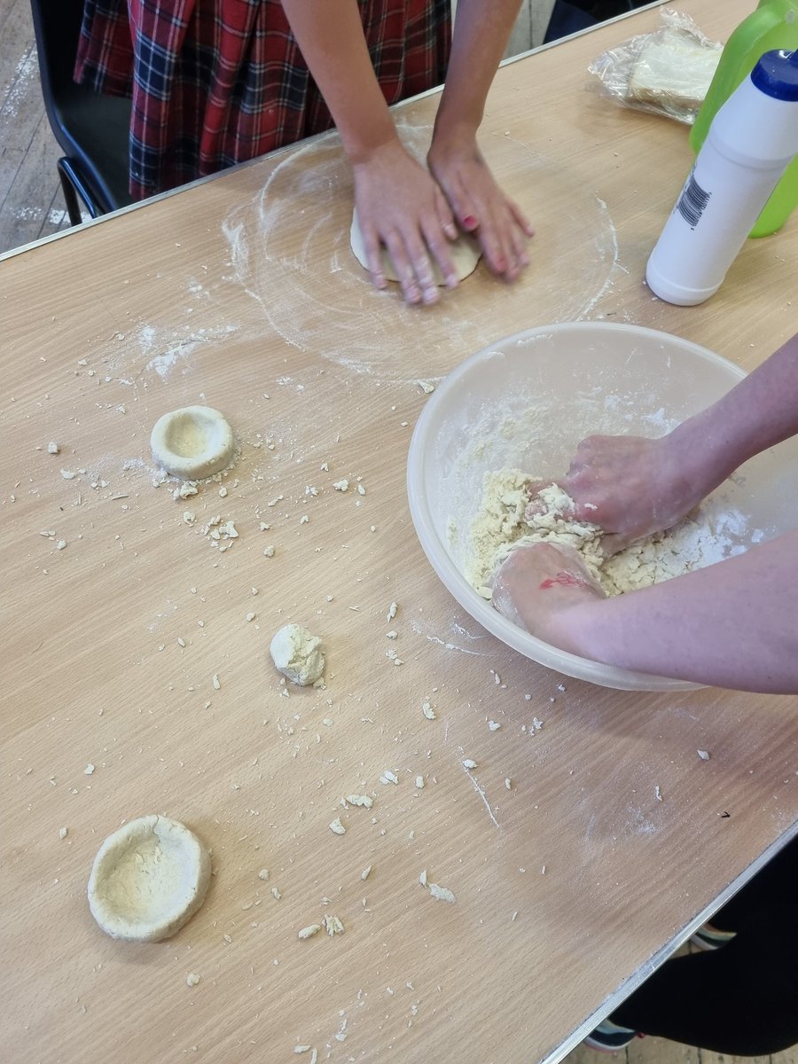 MrsSmithFGS's tweet photo. Over both lunchtimes our Culture Ambassadors led activities including making candle holders, lantern making and colouring in.
Our wonderful art department also designed Mandala outlines for students to colour in with chalk in the yards #fgssmsc @FlixtonGS @MissMcGouganFGS https://t.co/PxU0VhC3D4