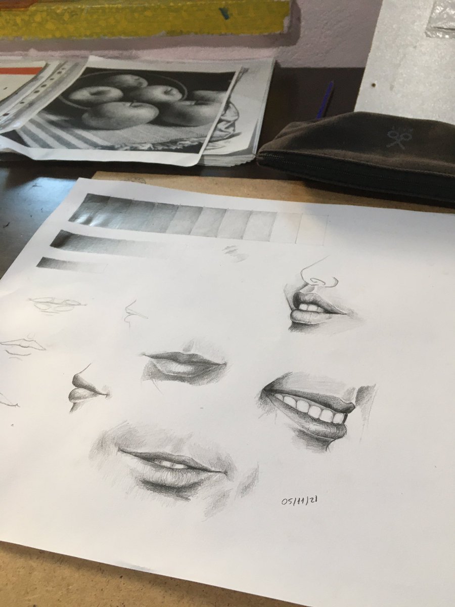 haticeddemir's tweet photo. Sketch https://t.co/Dhc40tFugm