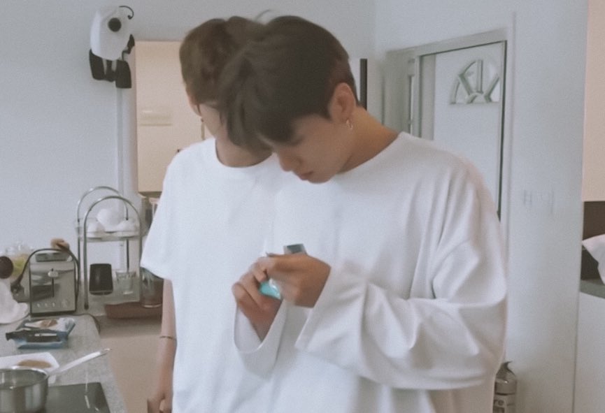taekook 🥺🖤
